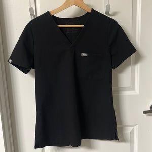 FIGS Catarina One-Pocket Scrub Top